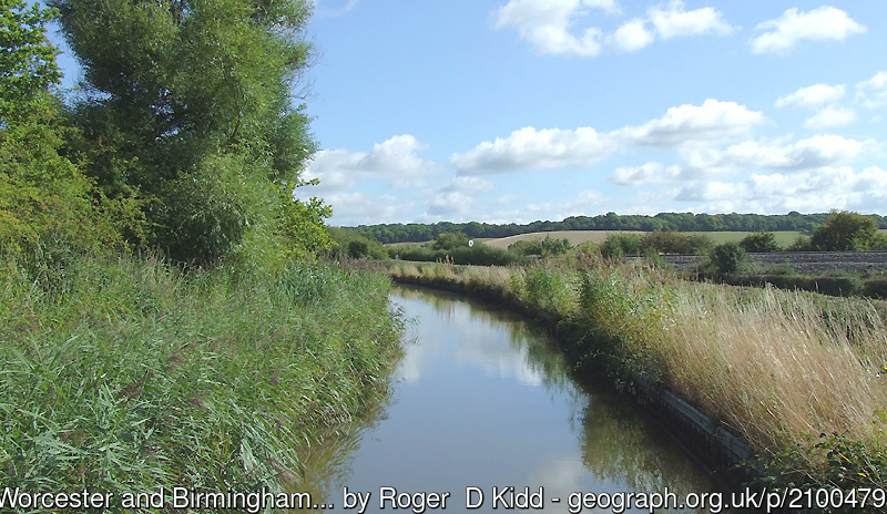 Near Oddingley on the Worcester and Birmingham Canal